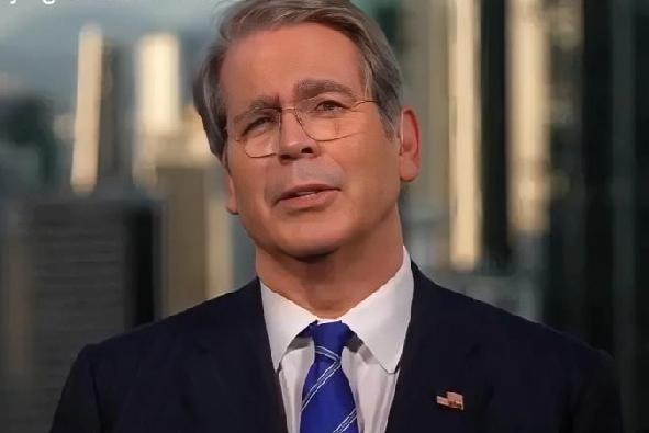 美国财政部长贝森特:
我认为俄罗斯将立即感受到（美国新制裁带来的）痛苦。
记者：