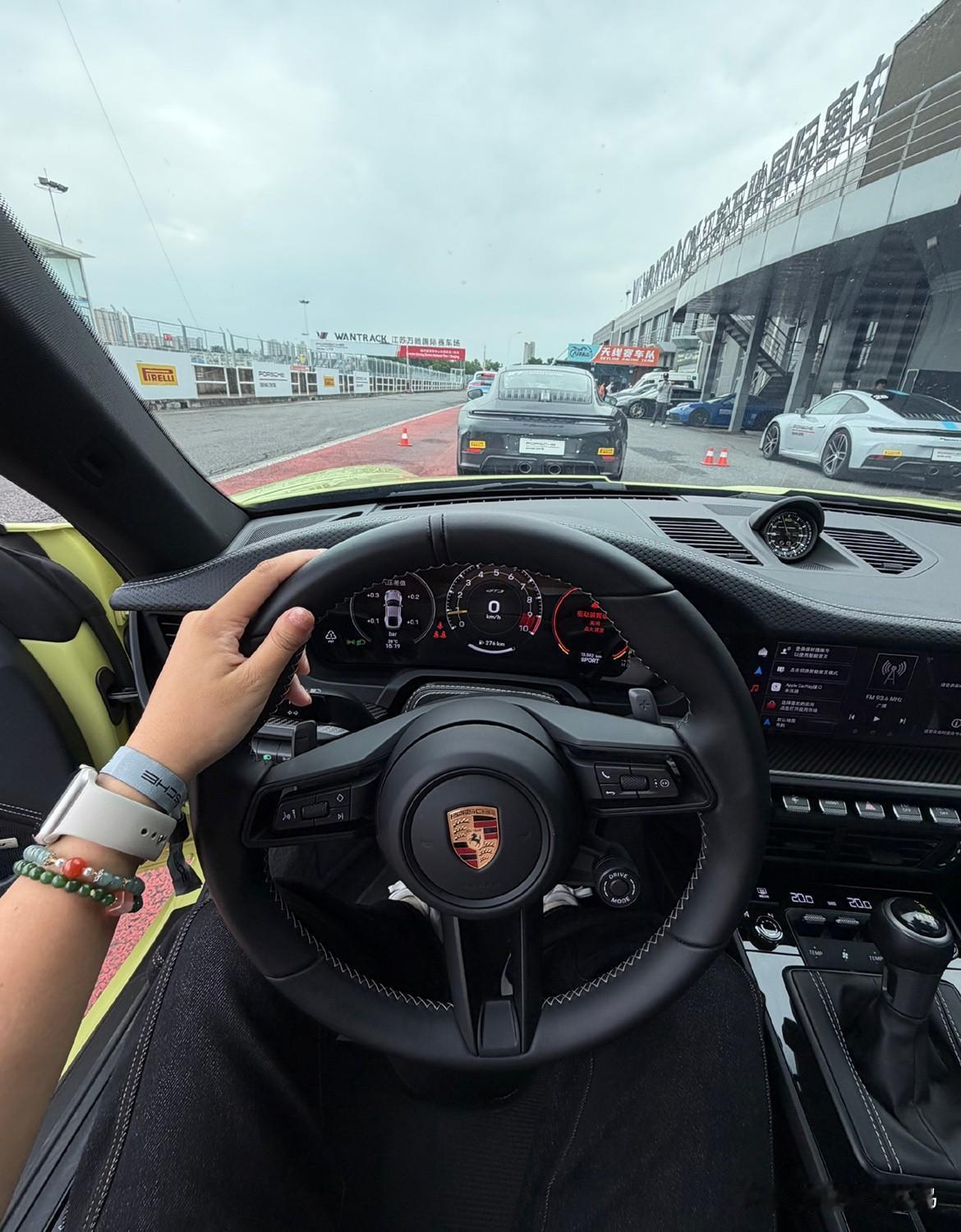 🏎️保时捷赛道日完全就是圆梦计划~😍
911GT3✓
911 Carrera
