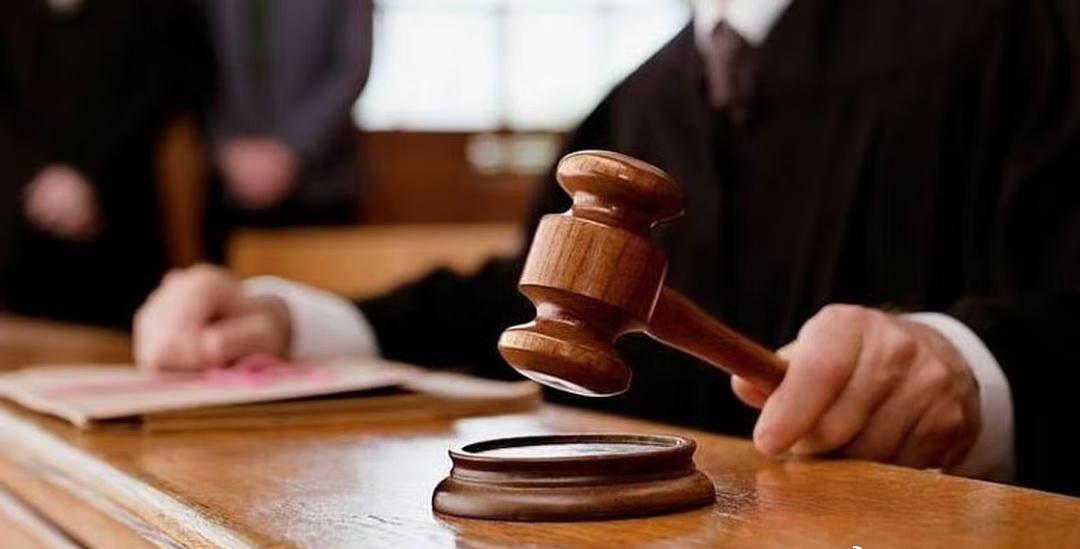 近期，阿布扎比家庭、民事和行政上诉法院作出一项判决，将“工地一名坠亡工人”的赔偿