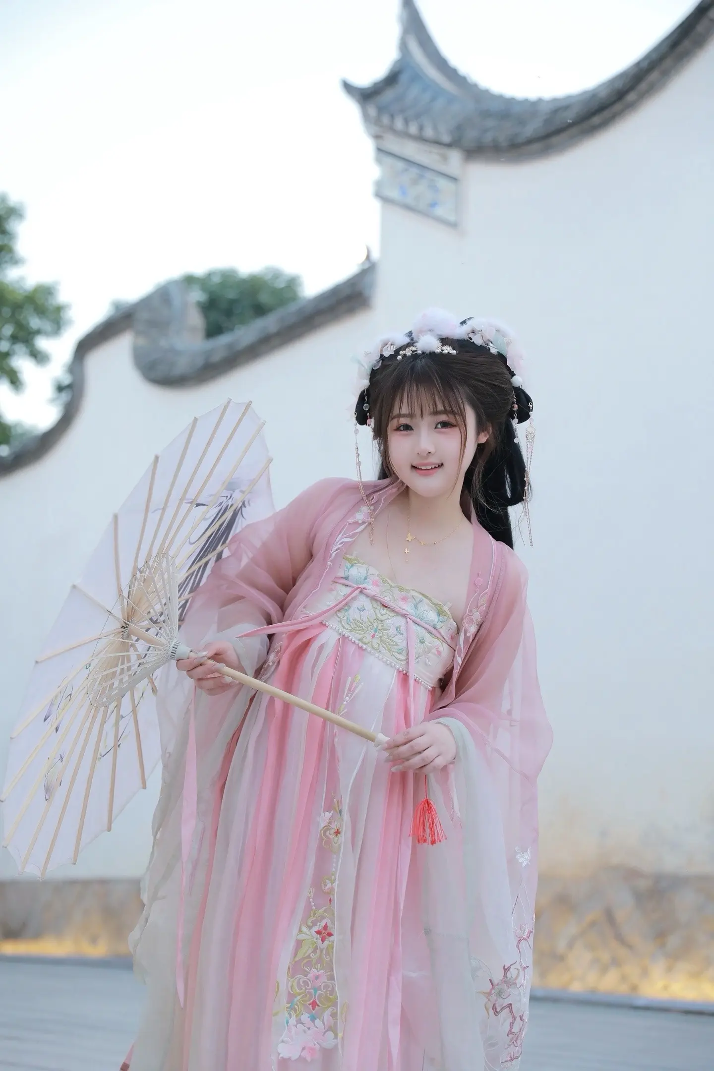 春之晓 梦不觉 恰似你我那年。