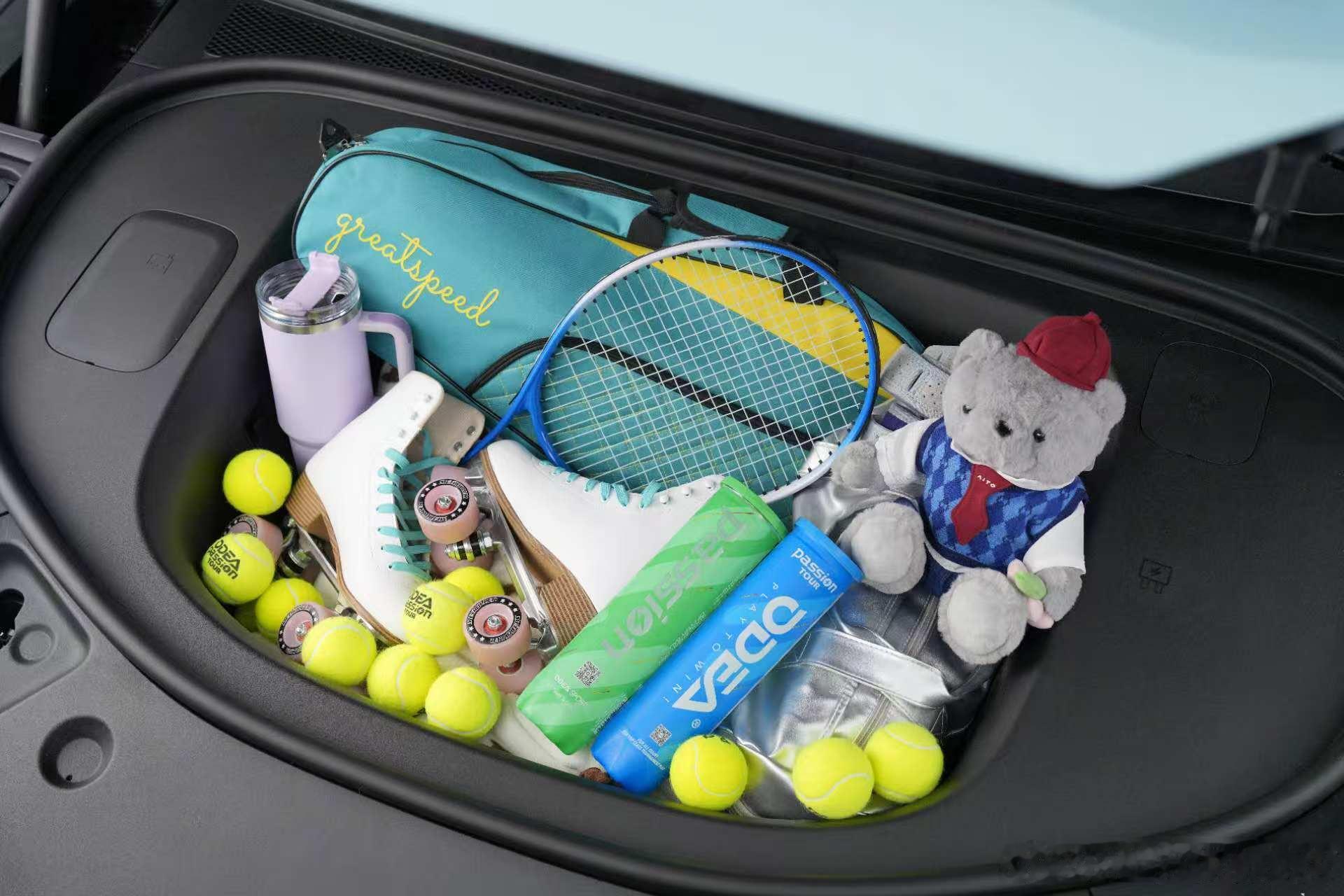 余承东现场展示问界M6前备箱空间余承东称问界M6拓展配件超丰富问界M6空间直接拉