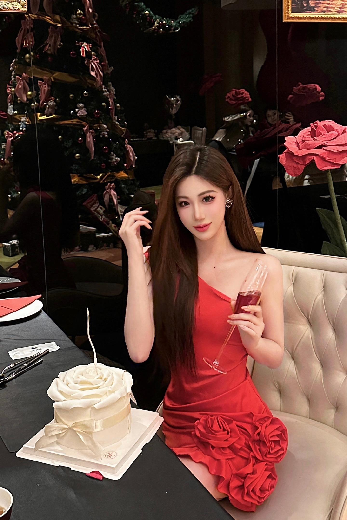 是被爱包满的23岁💕生日快乐呀