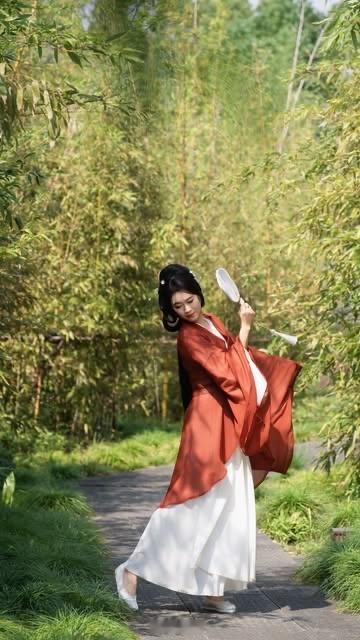 韩馨蕴化身“韩贵妃”[憧憬]你觉得妆容如何？网球talking大会 ​​​