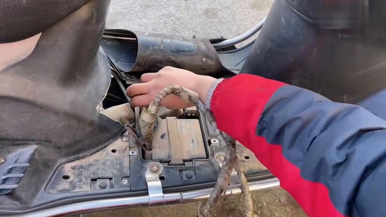 电喷摩托车放几个月打不着？专家教你一招自救

3月中旬，天气转暖，群里有人问：五