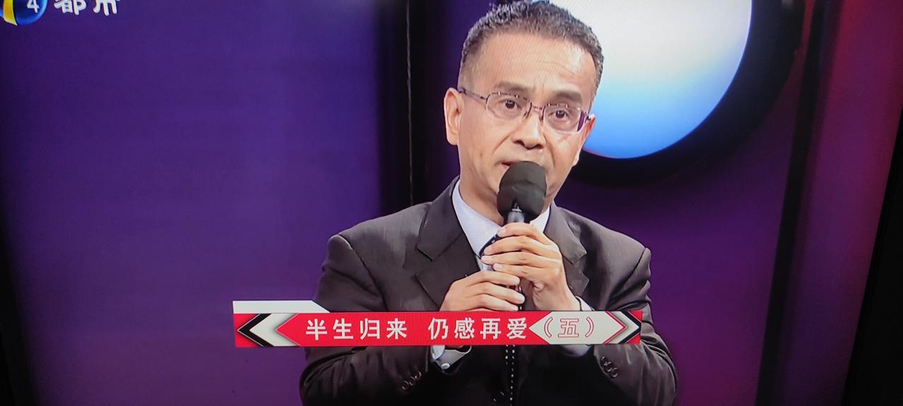 随着二号男嘉宾老李的登场，《选择》来到这期节目的第五天。此前女嘉宾大杨子讲述完后