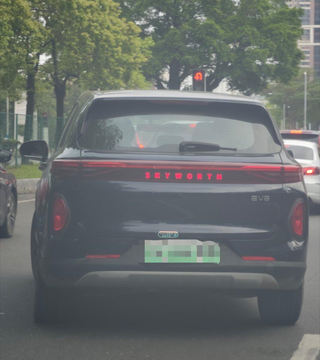 抓到了一只正在变道的稀有上古神兽 