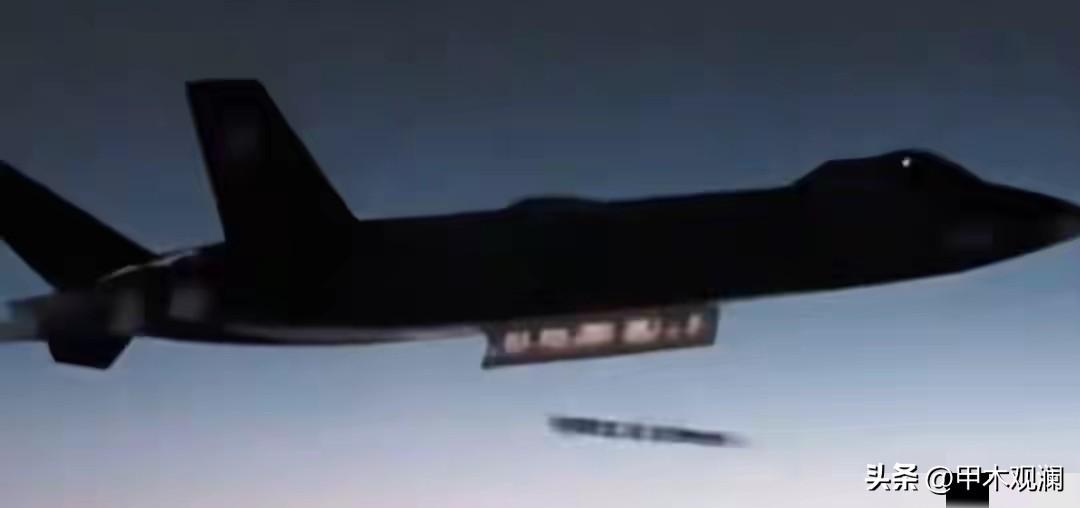 按照每一代战斗机对上一代战斗机有绝对的优势来说，六代机已经正式服役。
歼20S+