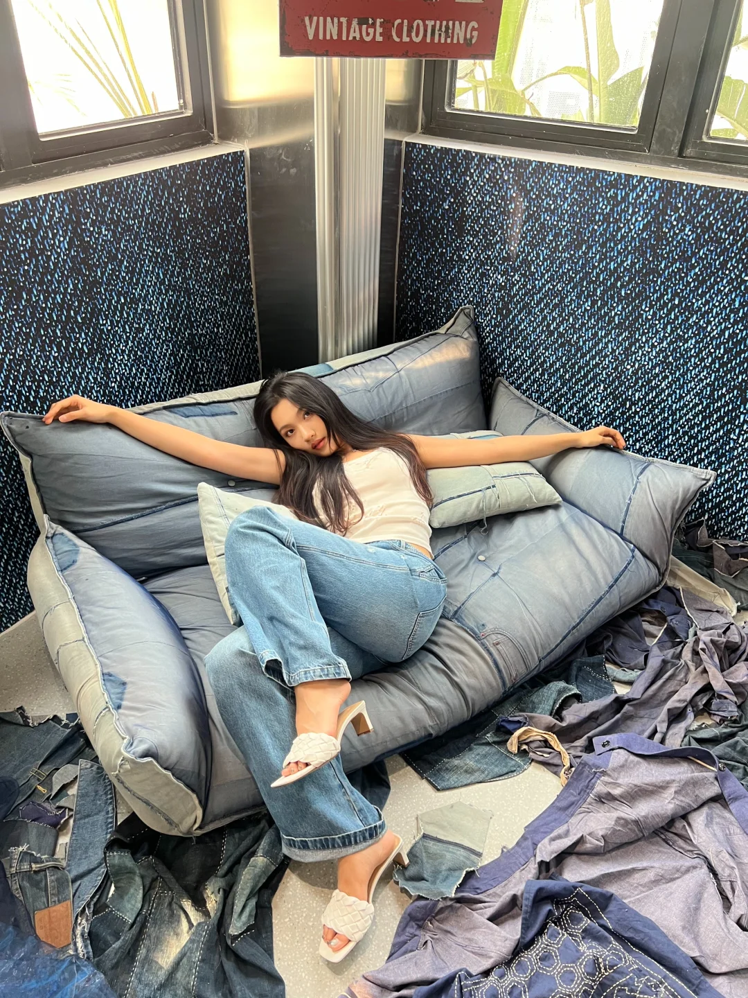Jeans on jeans👖大沙发尊嘟好舒服