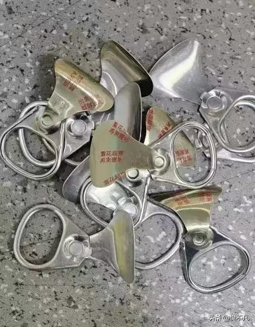 伪造3.7万个中奖拉环，跑遍全城换啤酒，被抓后他说：钱少事多，后悔死了

温州的