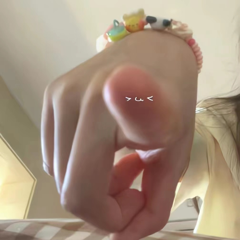 可爱搞怪𝐖𝐞𝐂𝐡𝐚𝐭头像 