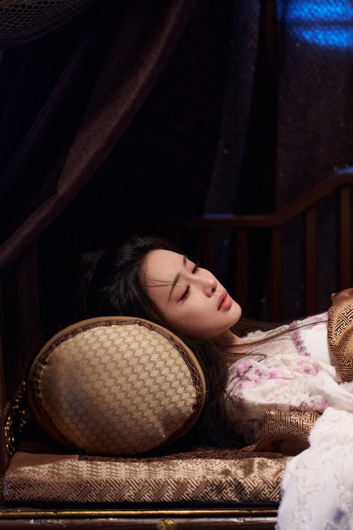 孟子义心有猛虎志袖藏蔷薇香孟子义暮晚摇这滴泪 孟子义心有猛虎志袖藏蔷薇香，孟子义