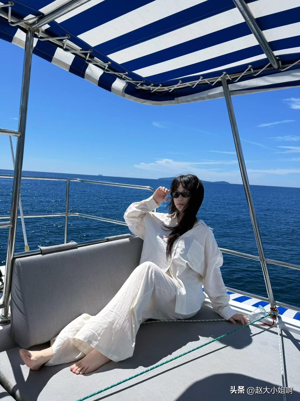 “你没问问孩子？”俺家老太太气冲冲的问。
“你一遍遍老问她干什么她肯定在玩哪有功