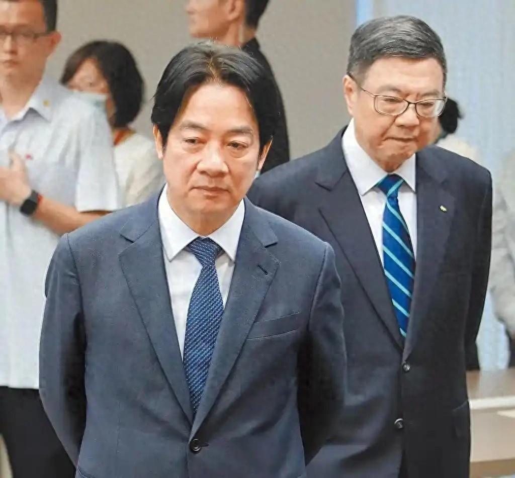 一个非常危险、也非常值得重视的信号出现了：未来最先踏上海岸线的，可能不再是士兵，
