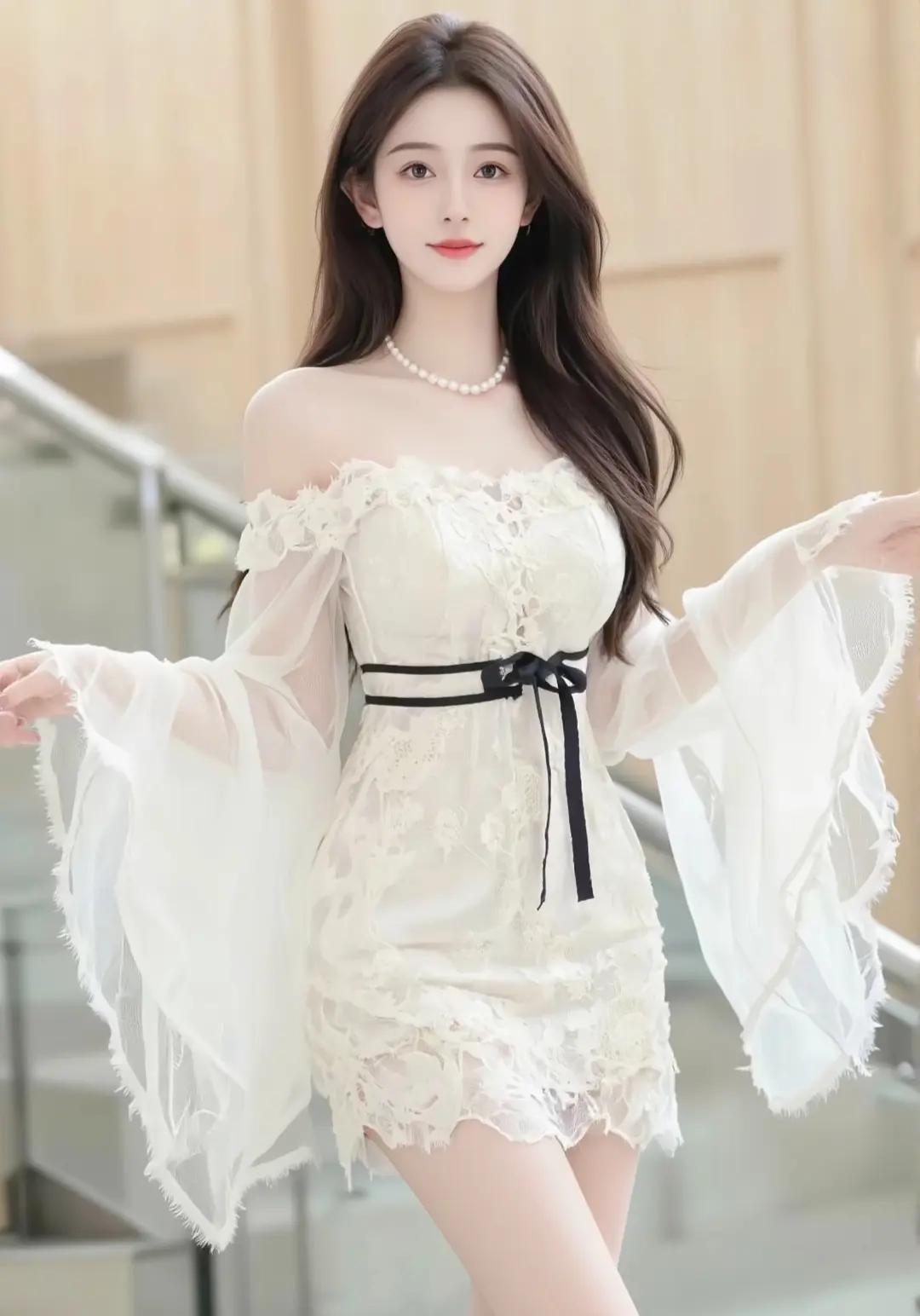 优雅白裙，仙气飘飘，珍珠项链点缀，尽显温柔气质。