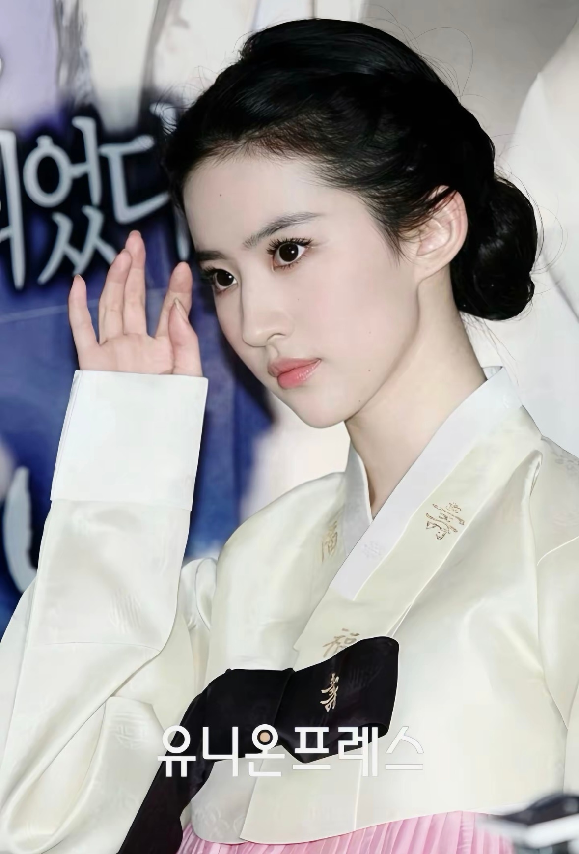 我滴妈….. 