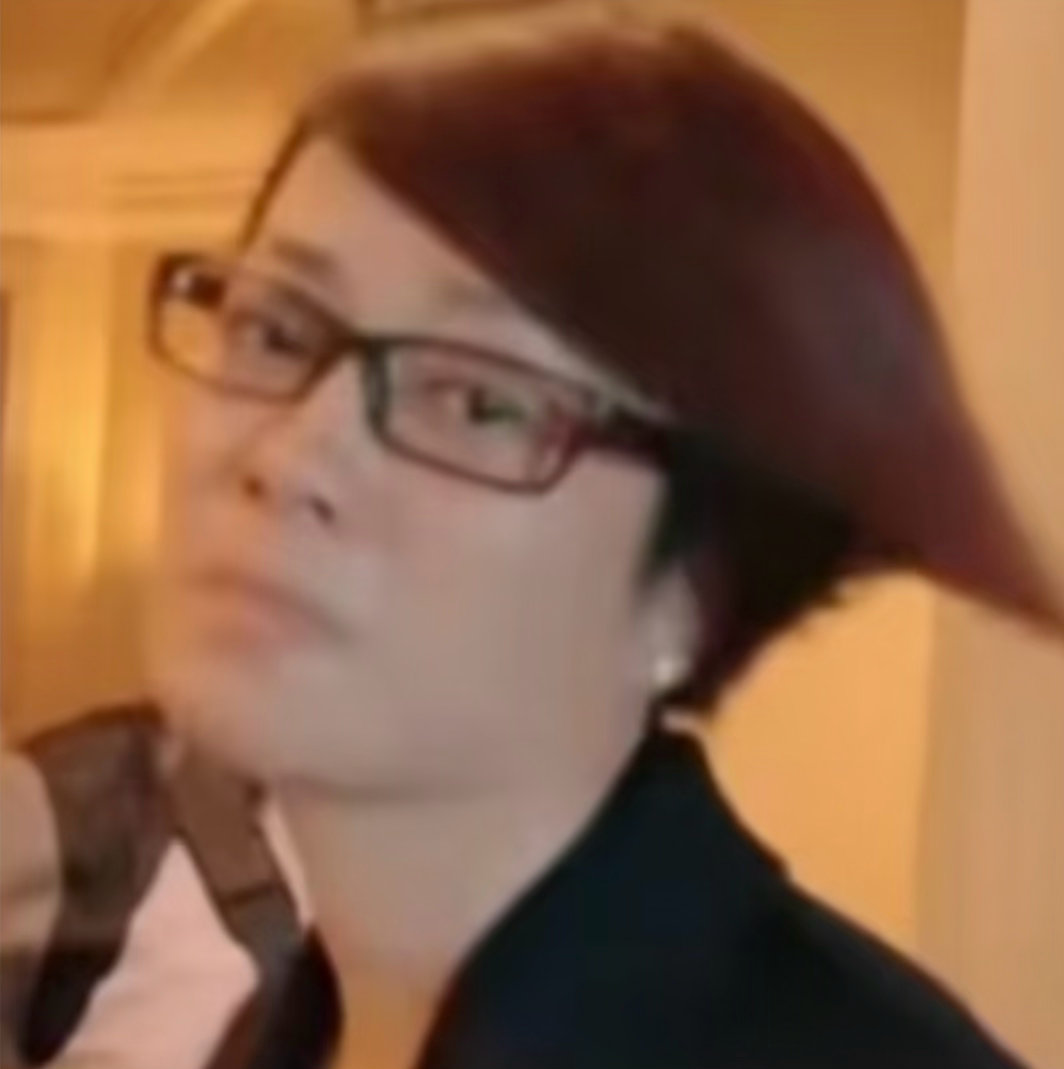 你们到底在说谁，我怎么一个也看不懂 ​​​