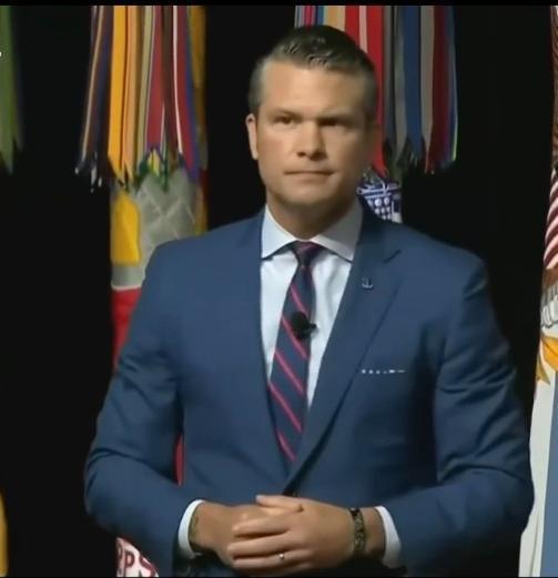 “战争”是赫格赛斯在美军将领会议发言中的关键词
 
美国人这次是真把 “要打仗”