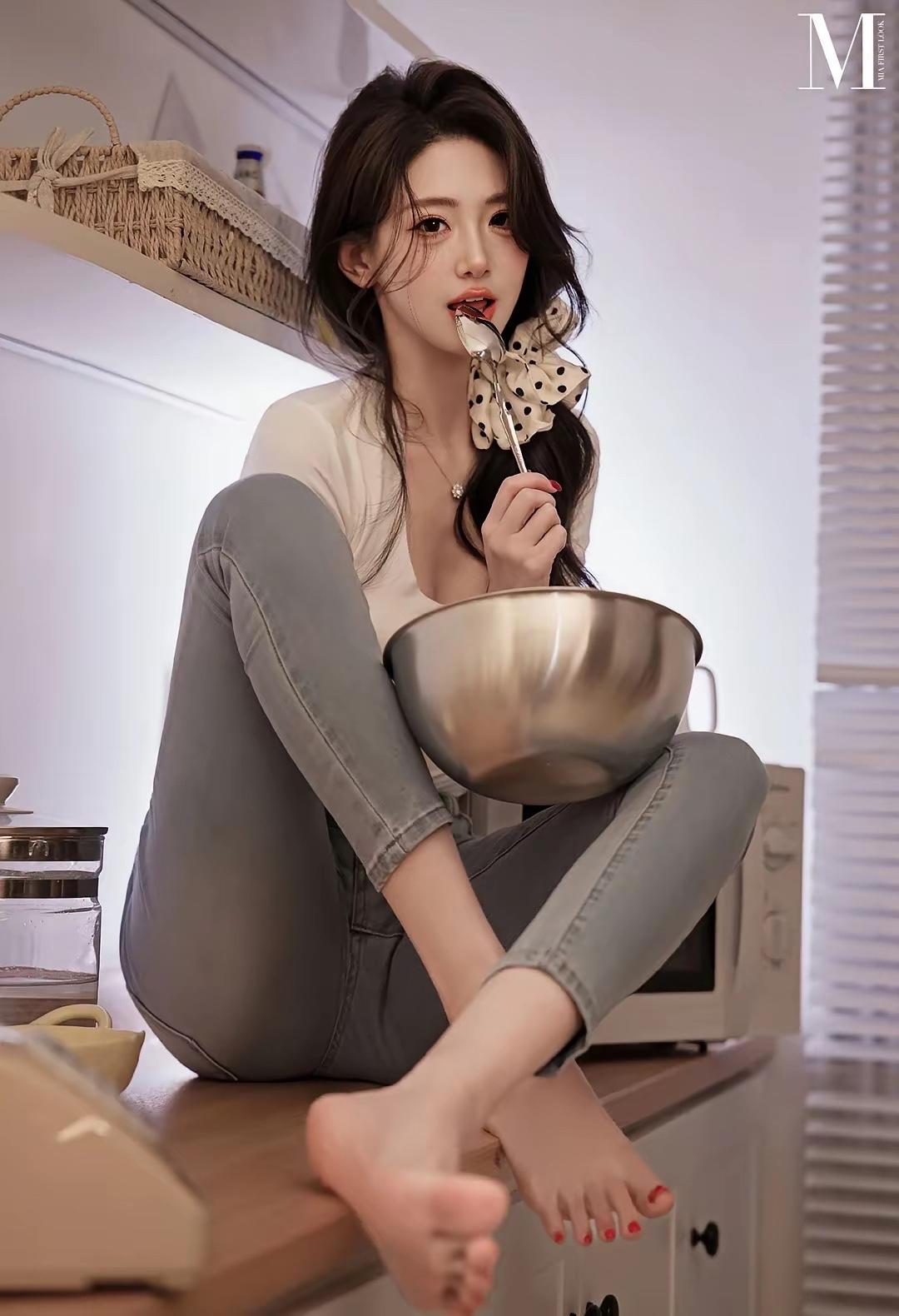 私房人像•
如果不曾遇见你，我本可以忍受孤独。   
微单 摄影 我镜头下的神仙