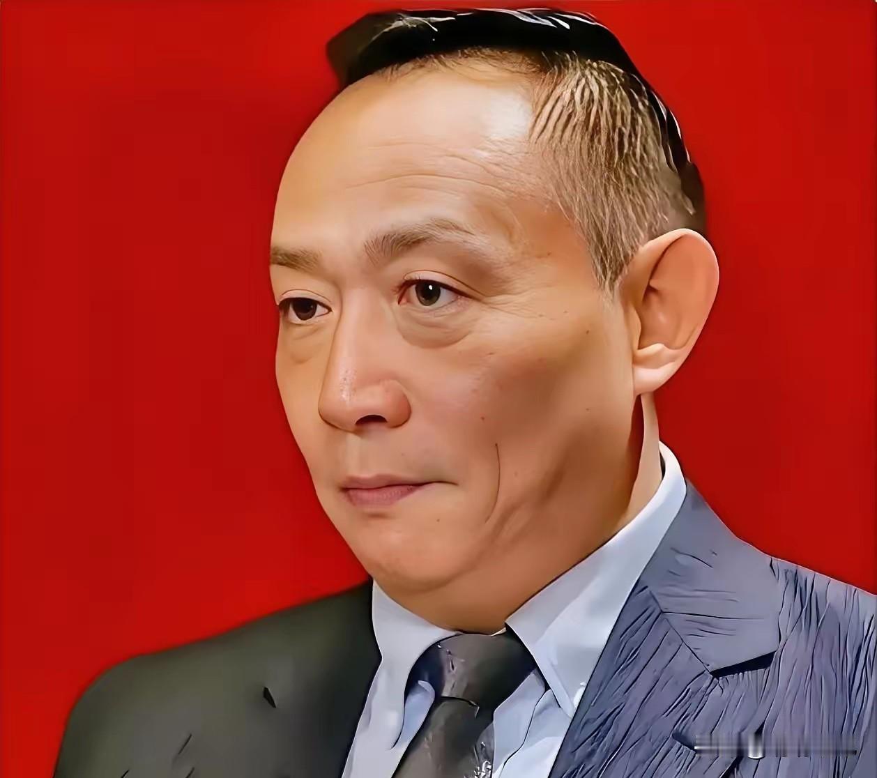 卢麒元这人，确实是条汉子。他把李鸿章当年的烂账翻出来晾在太阳底下，那一记耳光，扇