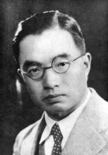 朱自清：被两段温柔婚姻治愈的风骨文人
 
我们熟知课本里才情温润、气节凛然的朱自