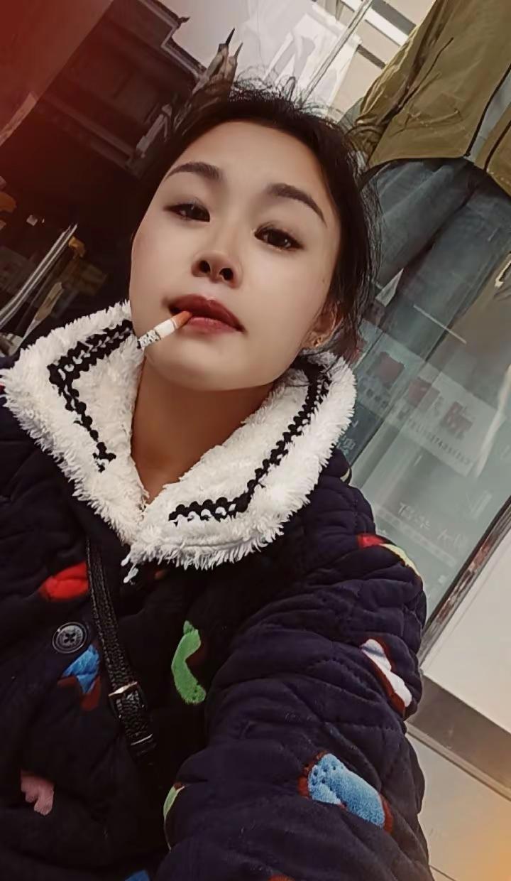 老天爷 你这雨下的 都包月又开VAP 了，我们湖南的雨水够了 你下到隔壁江西去吧