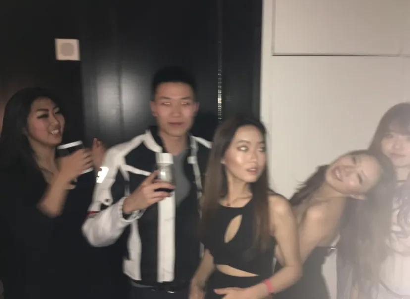 据说曾经越疯的人会越早被抓来当妈
一些大学时纽约的回忆withmybesties