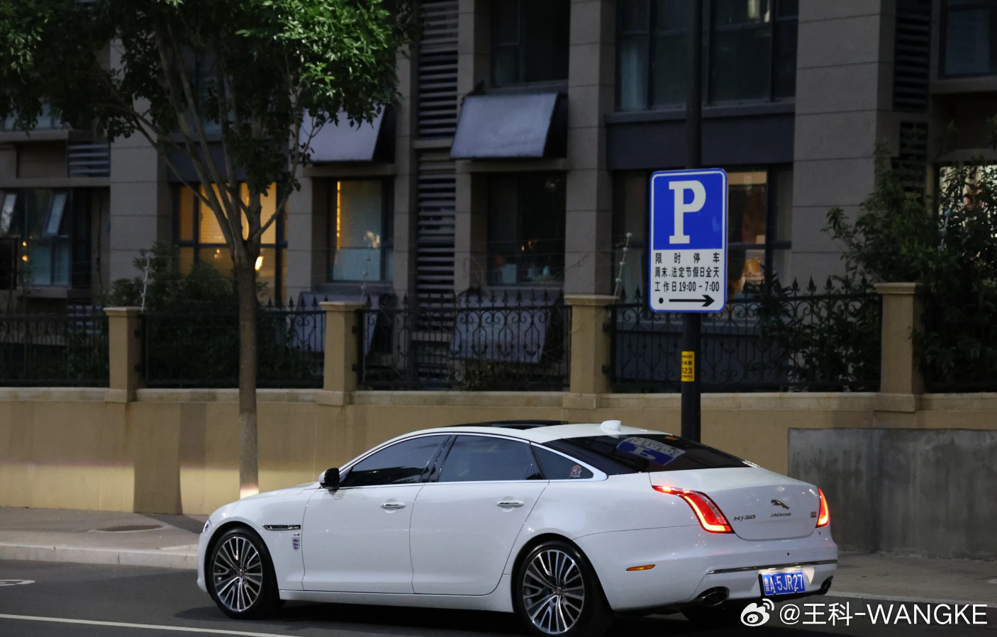 优雅之巅，很帅！ 