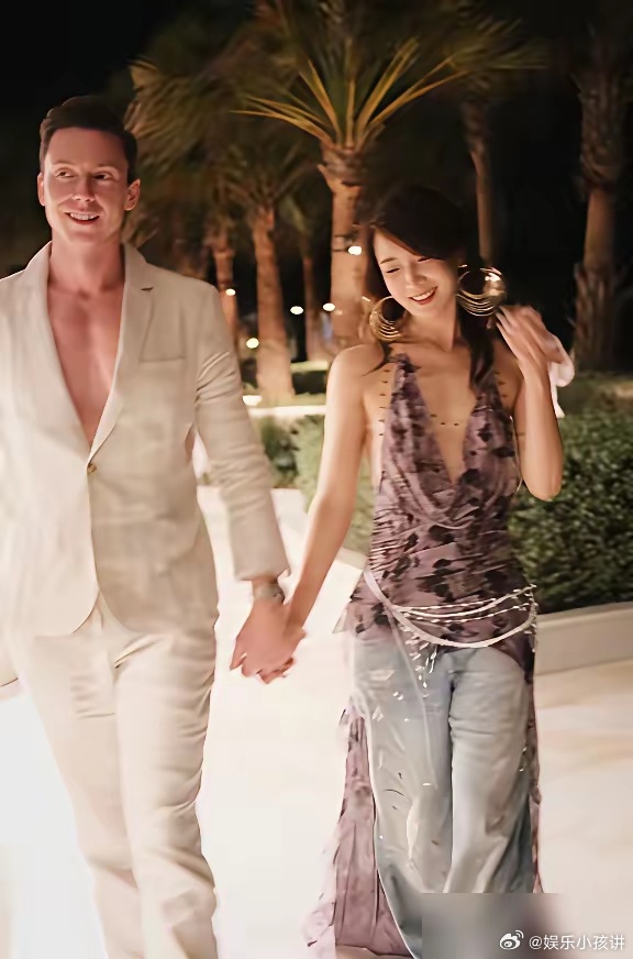 陈赫前妻许婧，在意大利买下了一栋需要翻修的百年老宅。很多人第一反应是：哦，有钱人