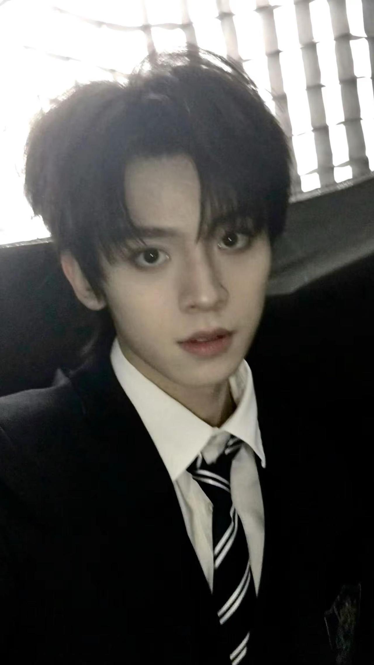 我不知道这两人长成这样还有什么烦恼学长DK校园男神生图live