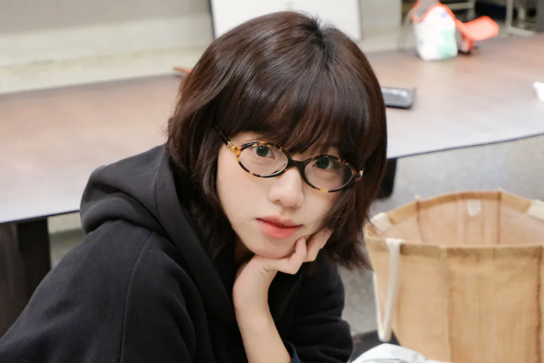 不知道，我的短发很曼妙