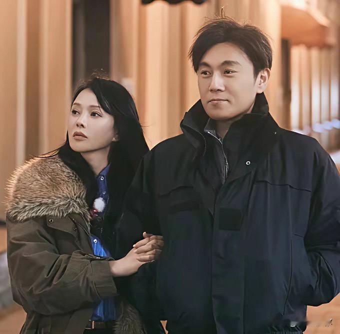看新一季《妻子的浪漫旅行》，实在没法羡慕步入婚姻的女性。哪怕是伊能静和秦昊的相处
