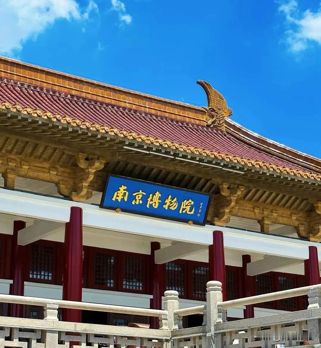南博名画风波落槌：追责不是终点，守护才是初心
 
一幅估价8800万元的仇英《江