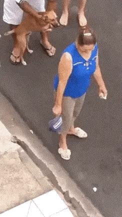 真正的朋友，永远都不会离开你。