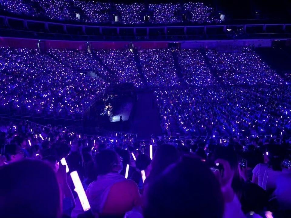 刘雨昕演唱会 沉浸式感受仙那度2.0苏州现场！昕蓝海座无虚席，全程高能无尿点，民