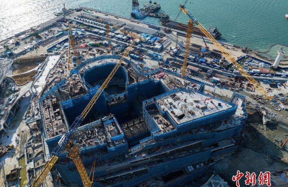 【海南三亚：自贸港重点项目建设加快推进】近日，位于三亚中央商务区的中国海南国际文