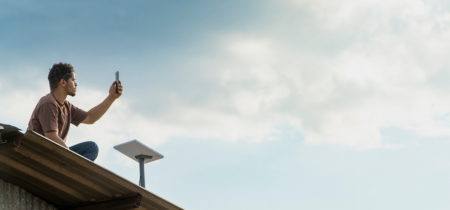 12月24日，SpaceX开始在开曼群岛推出星链卫星互联网服务～ 