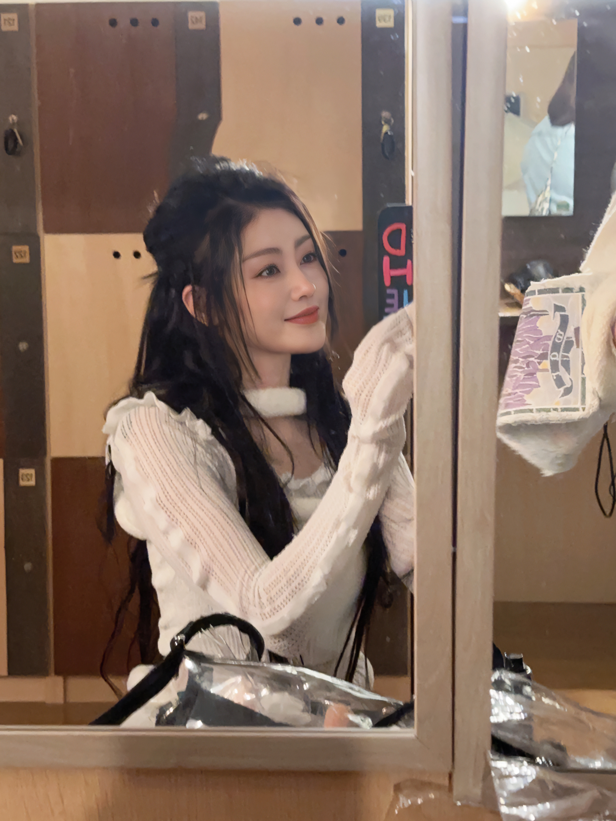 #张天爱[超话]# 修复一下！谁被美晕[舔屏]​​​