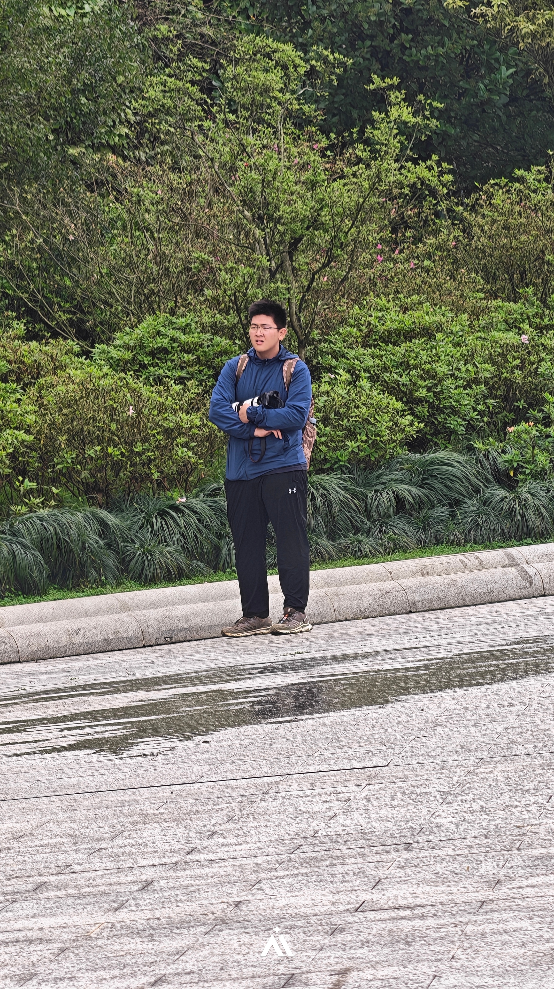 来爬山，背长枪短炮的，不沉么 深圳·梧桐山风景名胜区-好汉坡