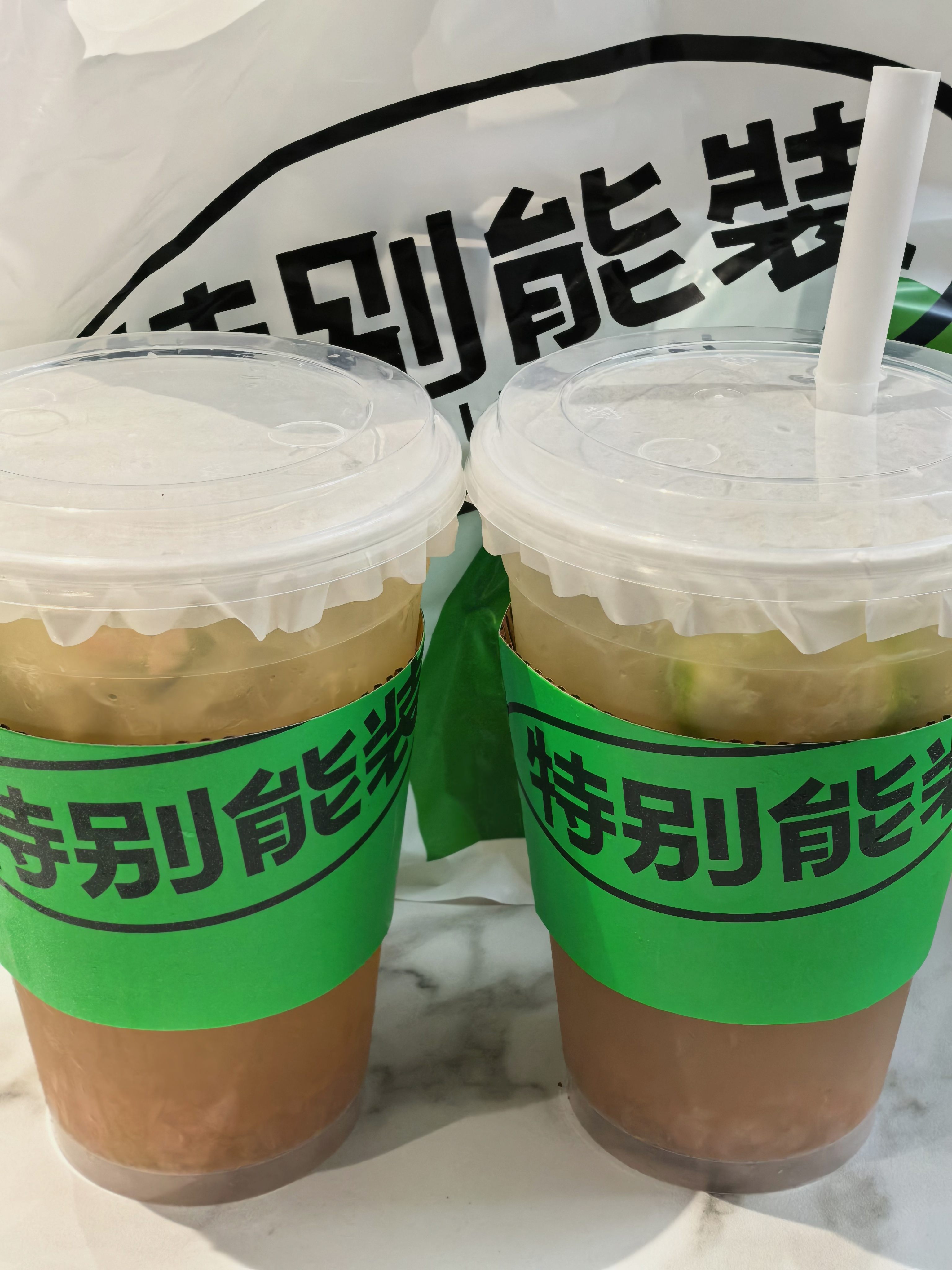 今晚寿喜烧和梭子蟹！蟹肉真多！[嘻嘻]  ​​​