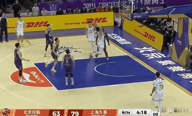 辽宁还是大方，放了广厦一场，然后放了老乡张庆鹏一场，现在还要放深圳一场，就为了主