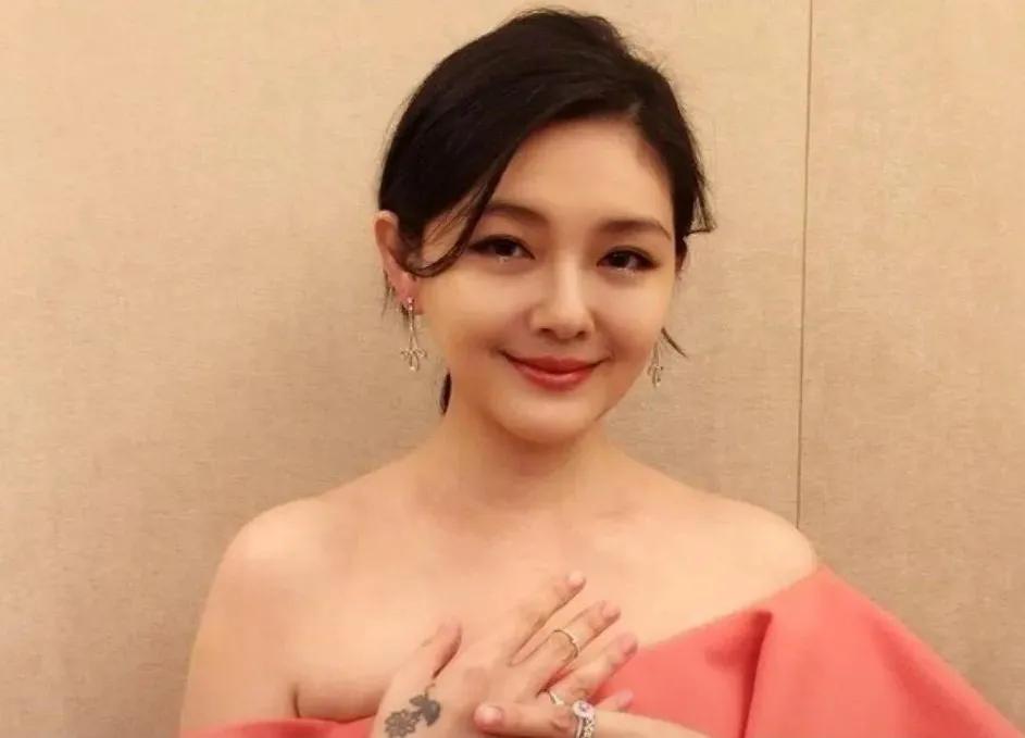 终于知道大S说的两死一伤是什么意思了。
就是做了两次流产，和怀孕给自己身体带来的