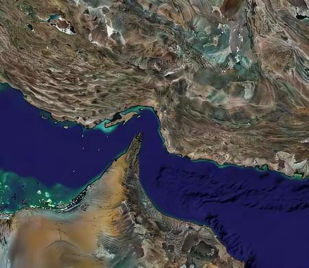 要是在这里部署点重火力武器配置，就是一夫当关万夫莫开了。天下的船，由此经过，都任