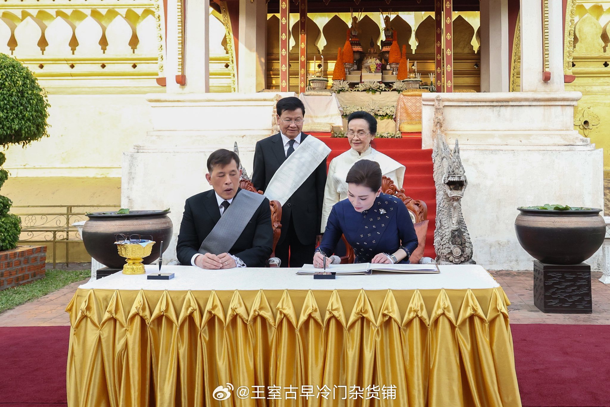 王室王室泰国王室素娘娘 2026年3月18日，狗哥素娘娘参观万象塔銮博物馆。 