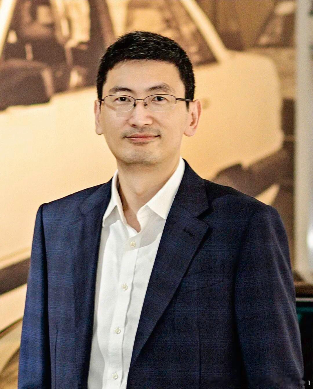 【吴赟接任上汽大众总经理】上汽大众汽车有限公司8月3日宣布：原人事与组织执行副总