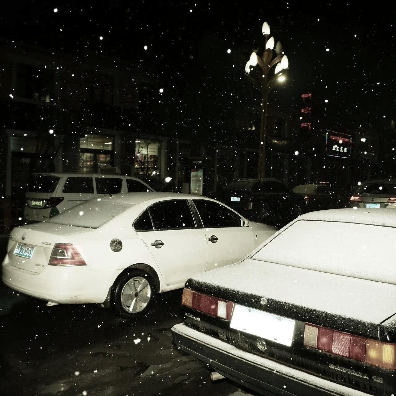 忧郁背景图｜忧郁的雨季 是我的隐喻 