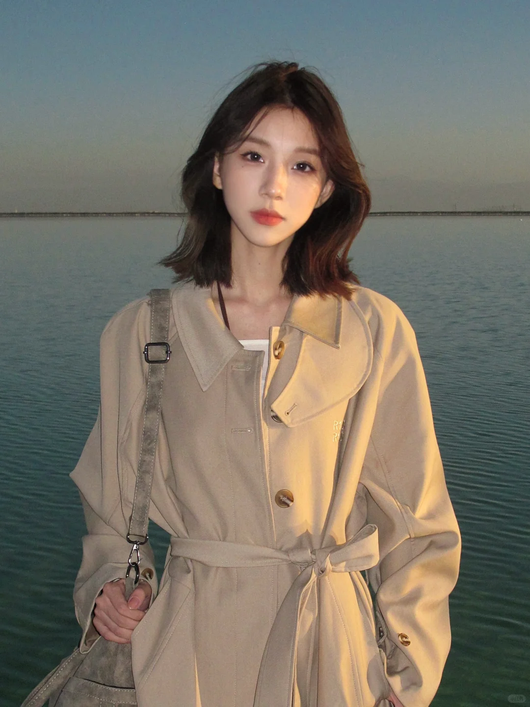 察尔汗盐湖为什么不绿