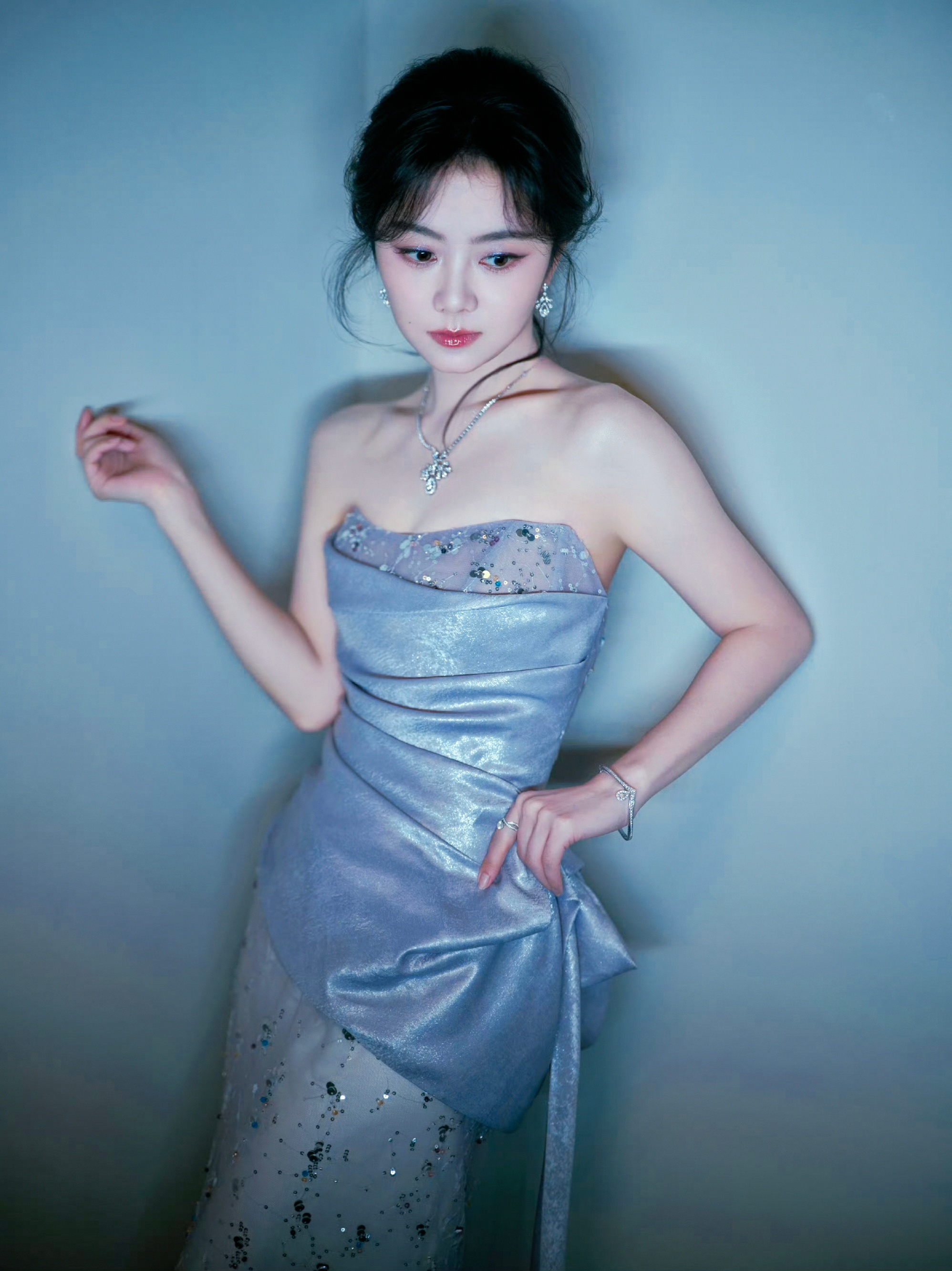 谭松韵 tsy谭松韵春禾之上 tsy谭松韵季三妹  如果痛苦是场雨 那我愿意成为