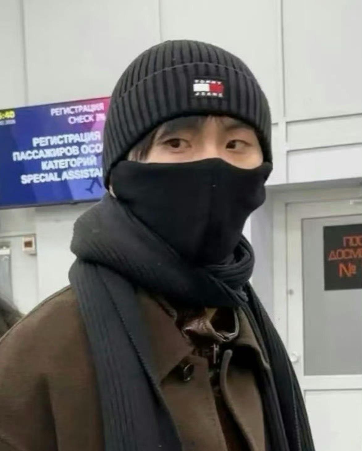 时代少年团出发回国路透时代少年团俄罗斯回国 炸儿们出发回国啦✈️ 