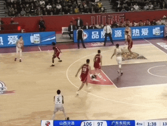 问君能有几多愁 
七千多万换俩猴 
吉吉国王犹尚可 
队长控球一波流