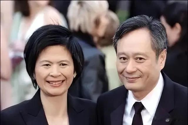 李安曾在杨澜的采访中说：“任何关系，尤其是夫妻关系，我觉得爱还没有尊重重要，当你